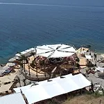 Artemis House דירה