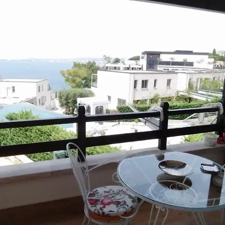Artemis House Apartment Vlorë