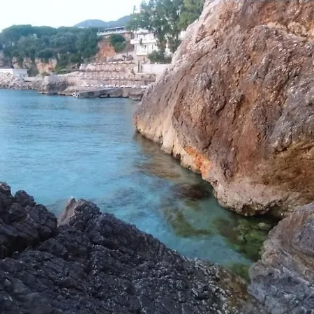 Artemis House Apartament Wlora