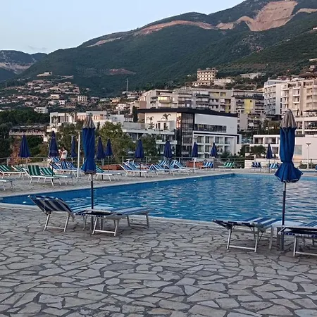 Artemis House Apartament *