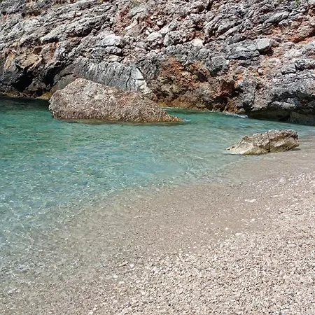 Apartament Artemis House