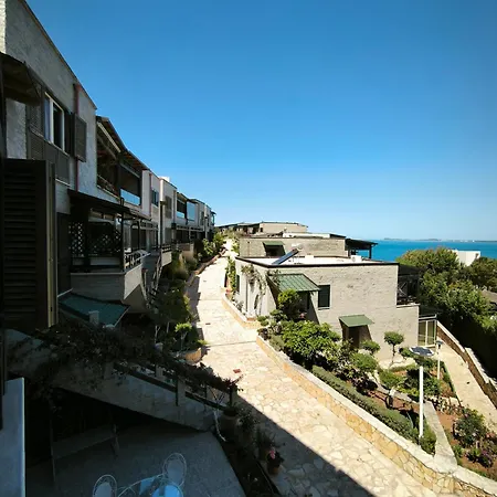 Apartment Artemis House Vlore
