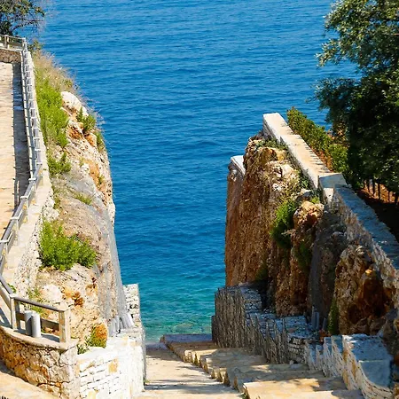 Artemis House Vlore