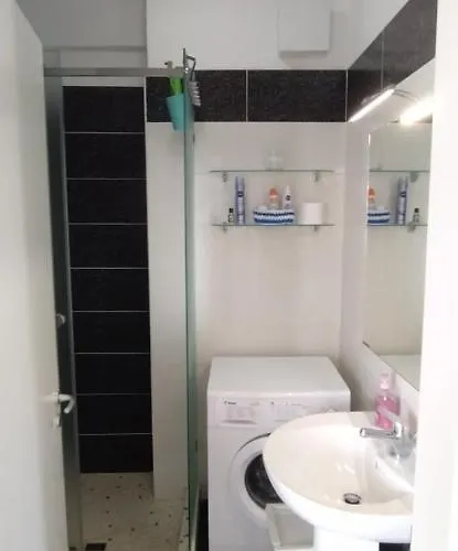 Artemis House Apartment Vlorë